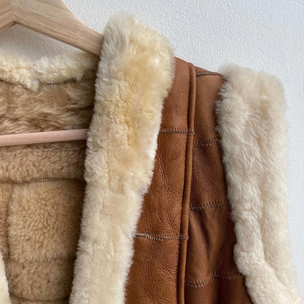 Vintage Brown and Cream Leather Vest - Picture 10 of 16